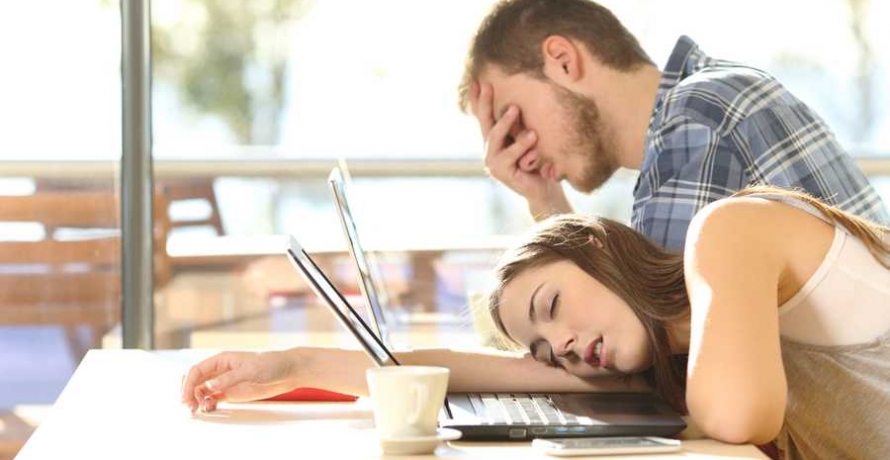 אנשים עייפים